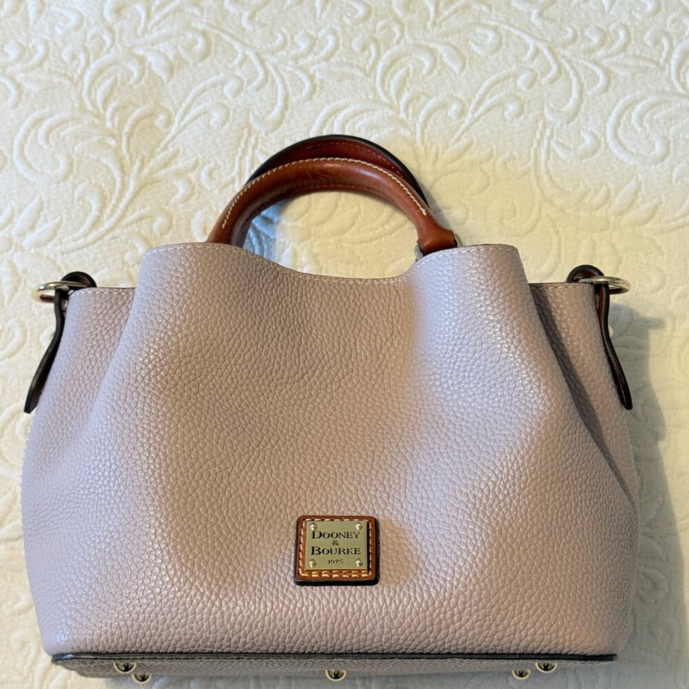 Mini Barlow Handbag - Picture 7 of 8